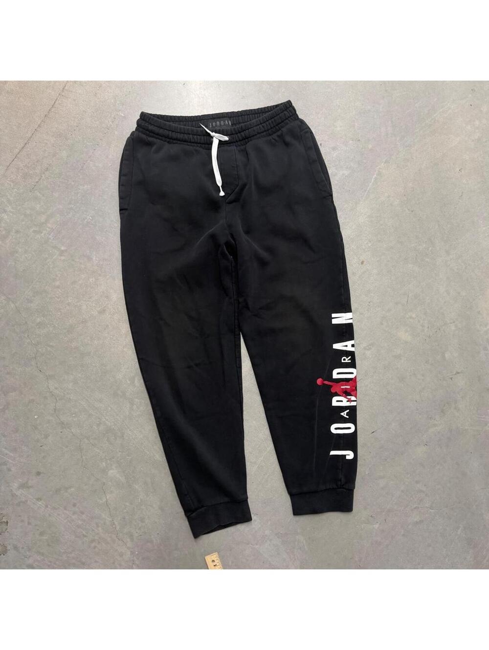 Y2K Men's Black Air Jordan Spellout Black Athletic Sweatpants Sized Small